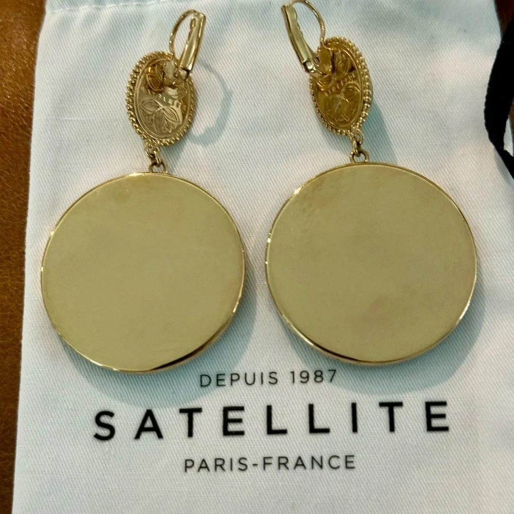 NWOT Satellite Paris earrings from the Amelita collection
